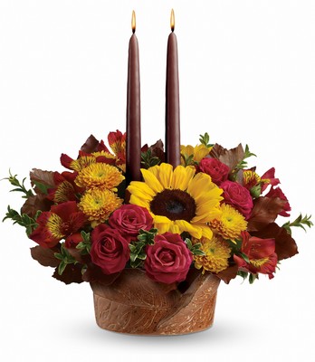 Teleflora's Sunny Thanksgiving Centerpiece